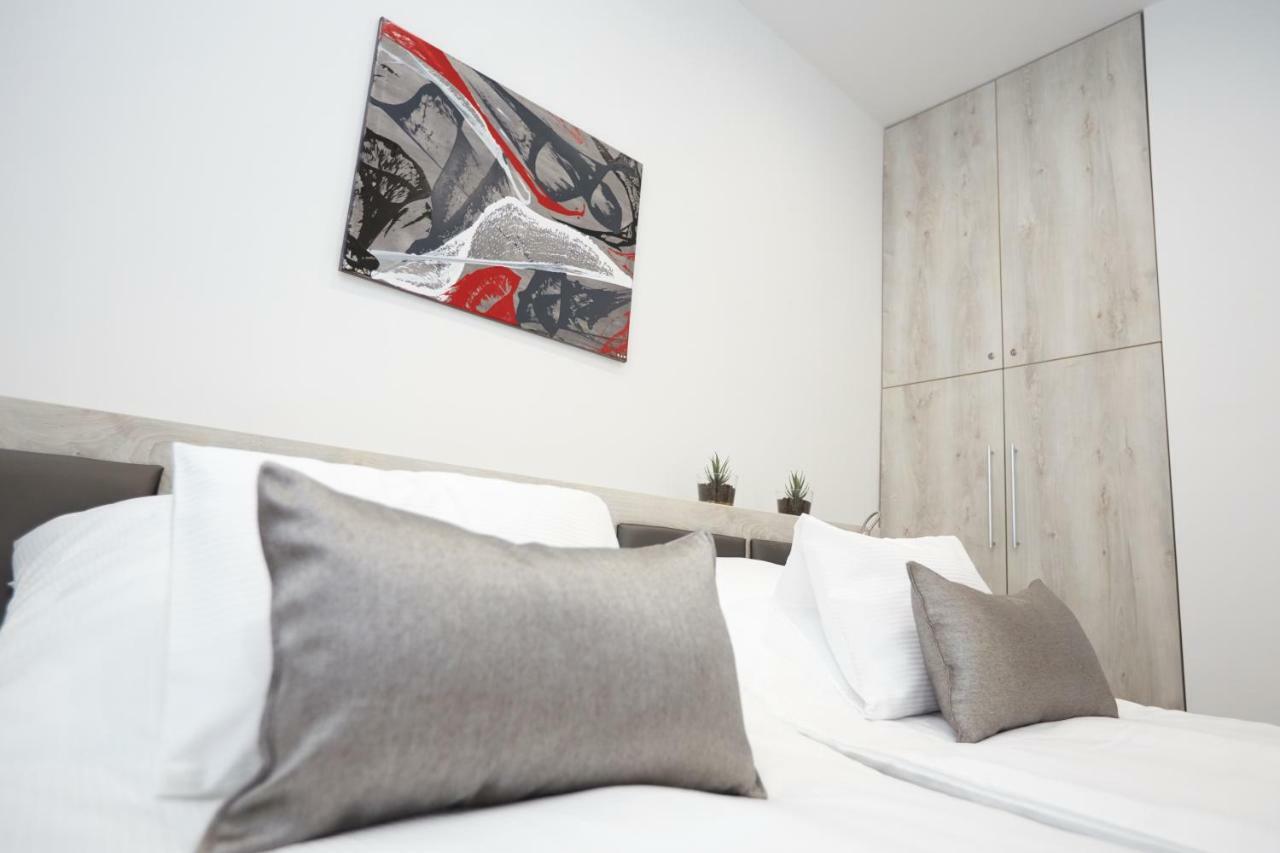 Foter Apartman Ii. Villany Exterior photo