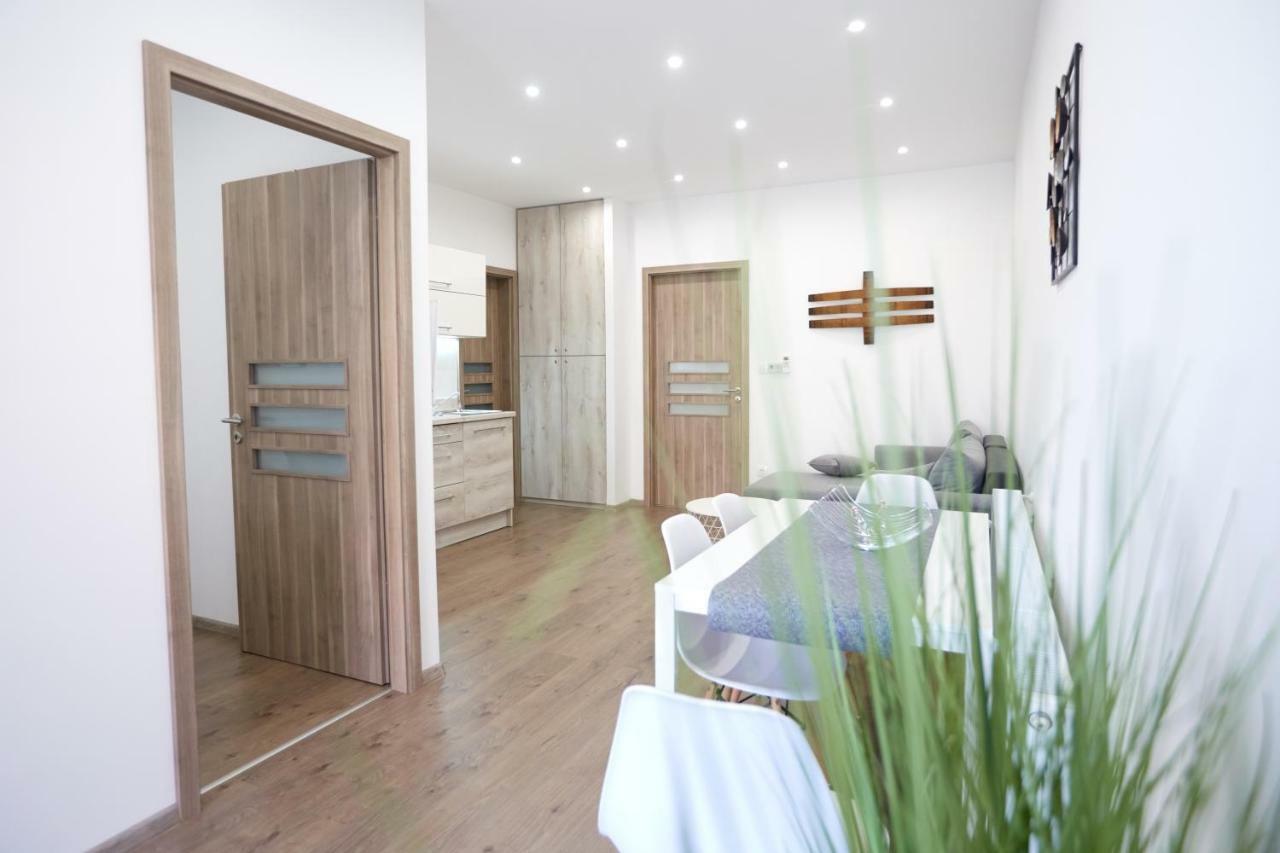 Foter Apartman Ii. Villany Exterior photo